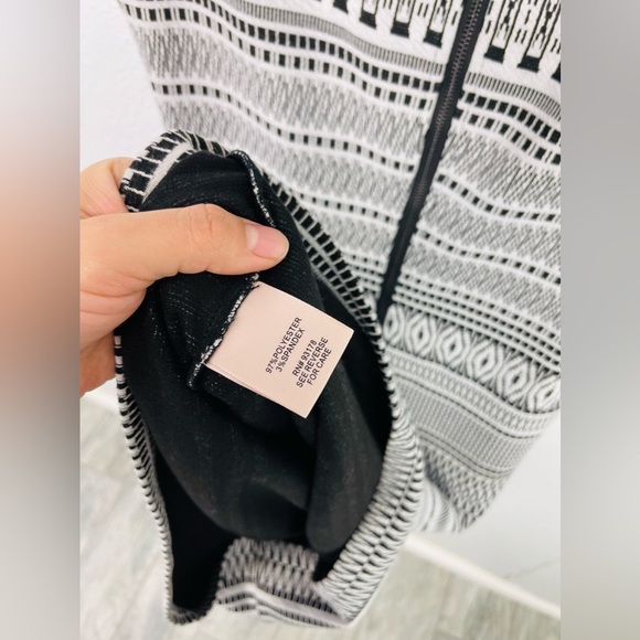 Philosophy Black & White Geometric Pattern Midi Dress - Picture 5 of 5